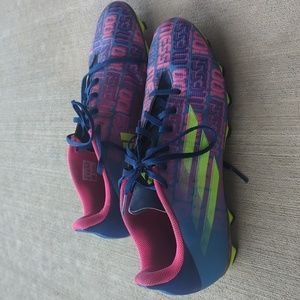 Adidas messi soccer cleats